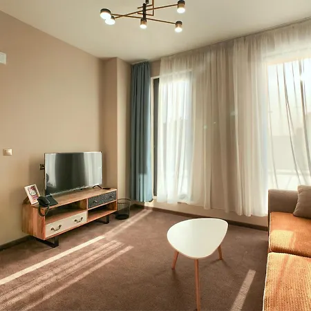 Aurora 3*